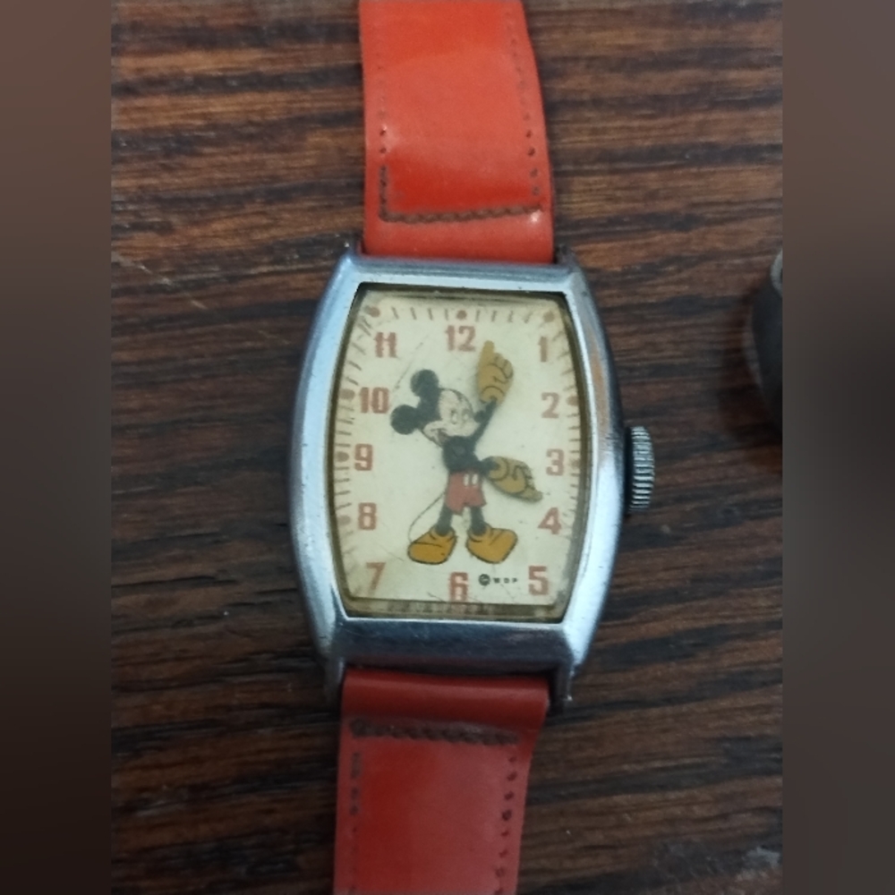 Vintage 1940s Ingersoll Mickey Mouse Wrist Watch US Time Timex Working